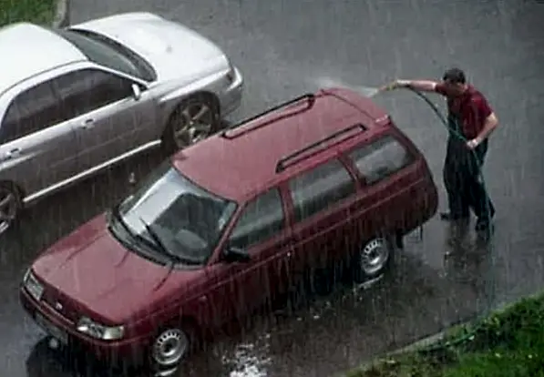 Can cleaning in wet